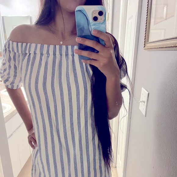 Michael Kors Off The Shoulder Dress - Picture 2 of 5